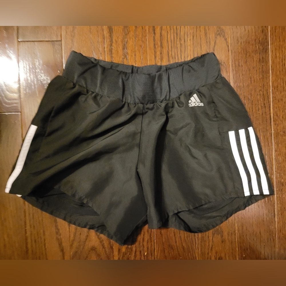 Women's Adidas shorts xs
